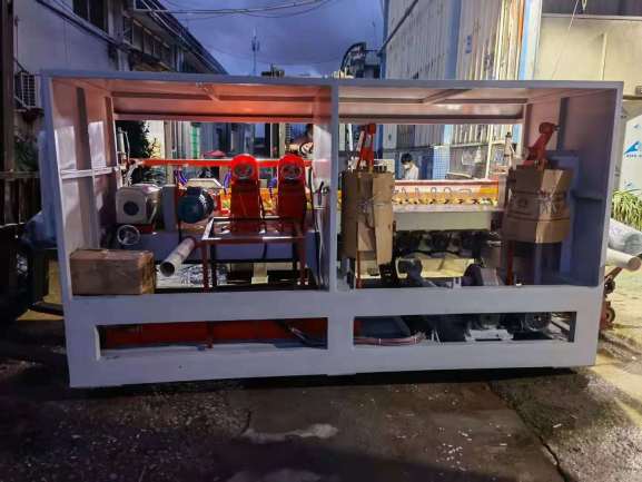 全自動八頭圓弧拋光機